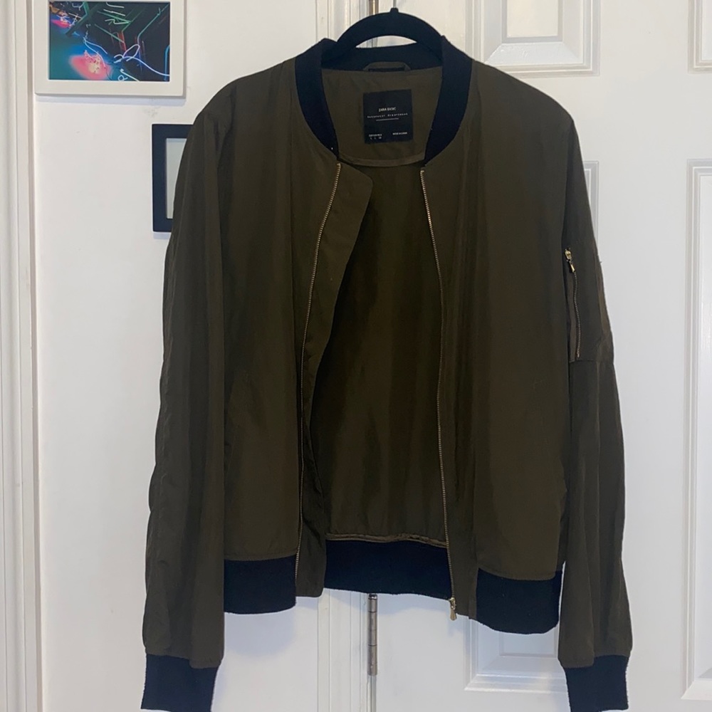 Light bomber jacket